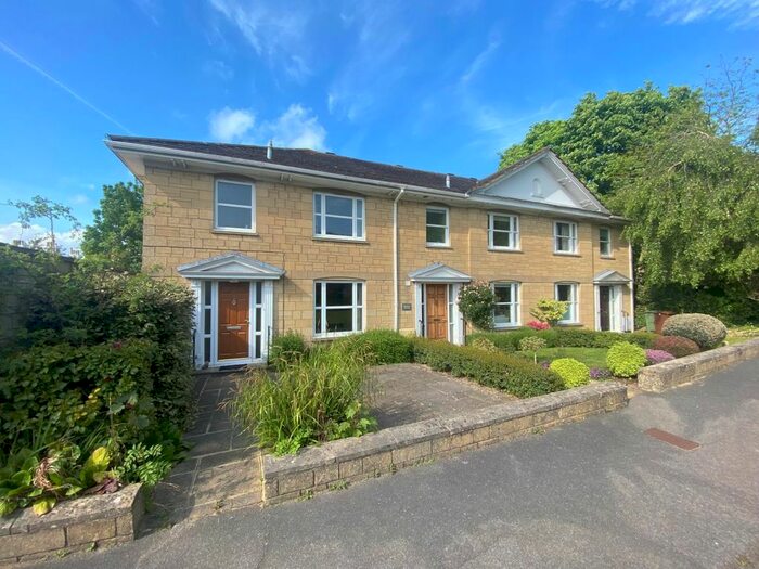 3 Bedroom Semi-Detached House To Rent In Lansdowne Square, Tunbridge Wells, Tunbridge Wells, TN1