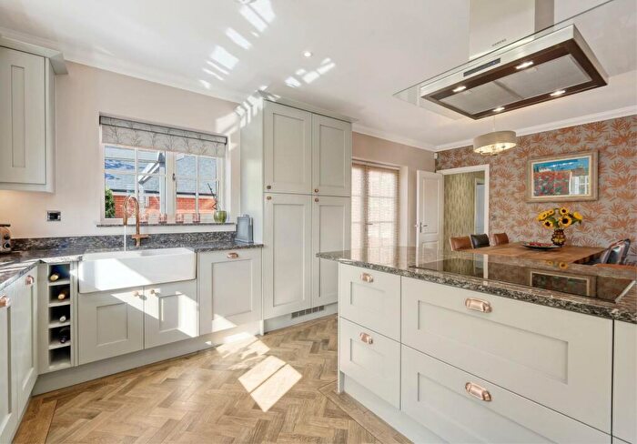 4 Bedroom Detached House For Sale In Ridley Green, Hartford End, Chelmsford, CM3