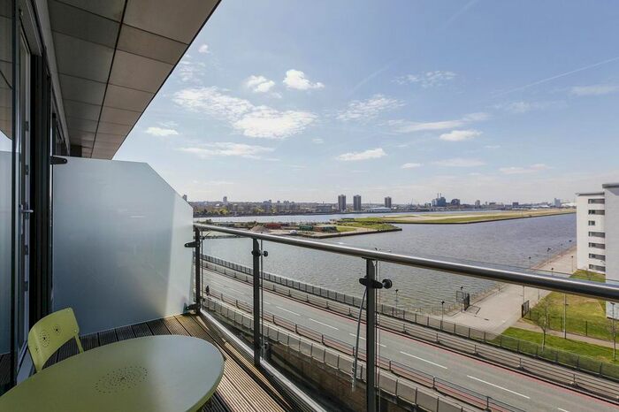 2 Bedroom Flat To Rent In Fathom Court, Basin Approach, E16