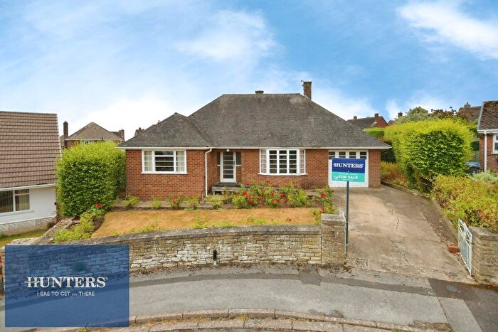 3 Bedroom Detached Bungalow For Sale In Amesbury Close, Newbold, Chesterfield, S41