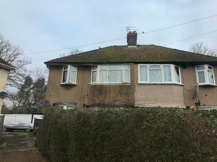 2 Bedroom Flat To Rent In Priory Close, Sudbury Hill, Harrow, HA0