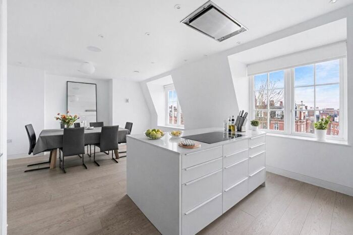 4 Bedroom Flat To Rent In Heath Drive, London, NW3