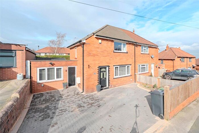 2 Bedroom Semi Detached House For Sale In Westdale Road, Pudsey, West Yorkshire, LS28
