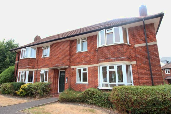 1 Bedroom Flat To Rent In Greenwood Close, Bushey Heath, Bushey, WD23