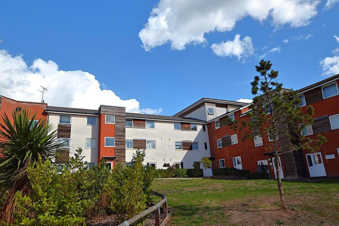 2 Bedroom Apartment For Sale In Fore Hamlet, Ipswich, Suffolk, IP3
