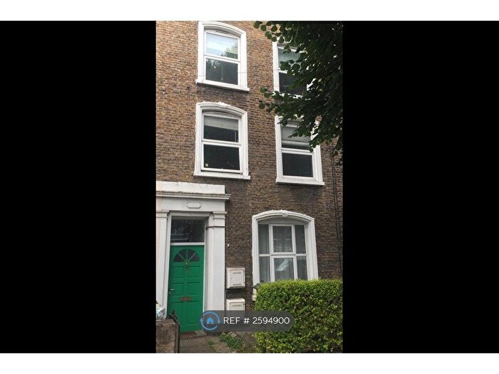 3 Bedroom Flat To Rent In Holloway, London, N7