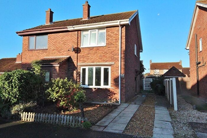 2 Bedroom Semi-Detached House To Rent In Ferry Close, Hemingbrough, Selby, YO8