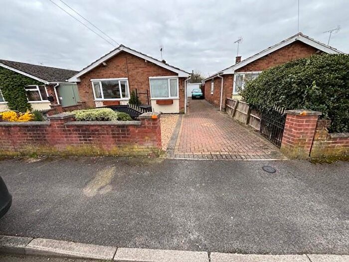 2 Bedroom Detached Bungalow For Sale In Highfields Drive, Bilsthorpe, NG22