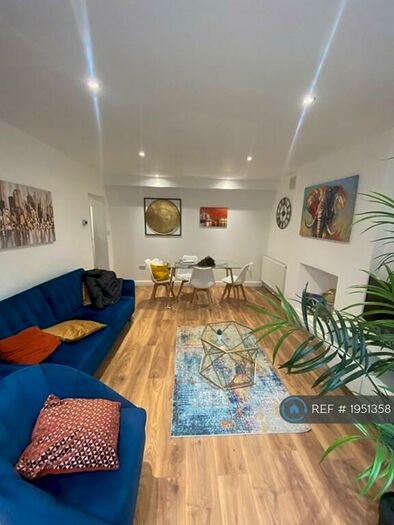 2 Bedroom Flat To Rent In Broad Green Avenue, Croydon, CR0