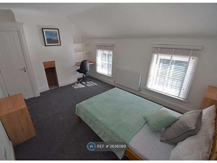 6 Bedroom Terraced House To Rent In Erleigh Road, Reading, RG1