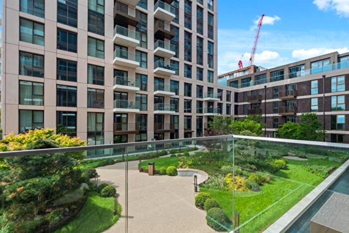 1 Bedroom Flat To Rent In Merino Gardens, London, E1W