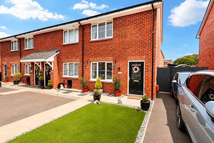 3 Bedroom End Of Terrace House For Sale In Chancel Drive, Warton, Preston, Lancashire, PR4