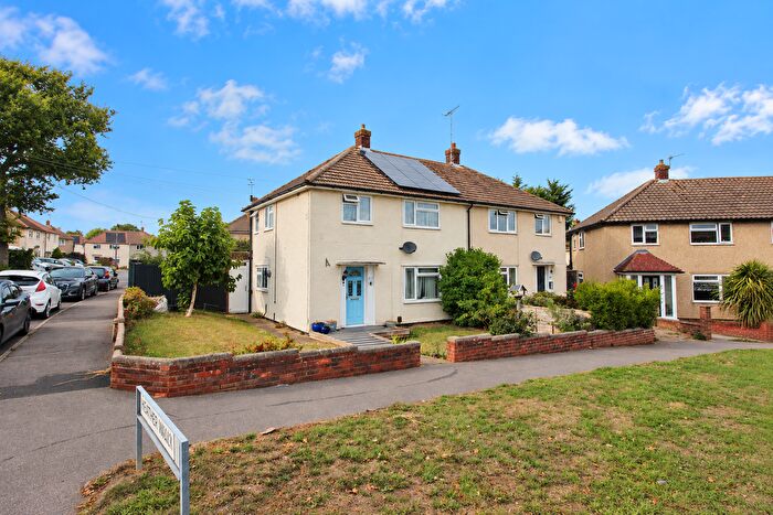 3 Bedroom Semi-Detached House For Sale In Bishops Oak Ride, Tonbridge, TN10