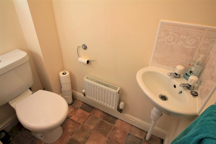 2 Bedroom Semi-Detached House To Rent In Caddow Road, Norwich, NR5