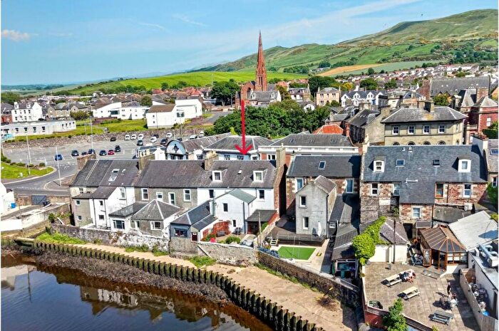 4 Bedroom Maisonette For Sale In Bridge Street, Girvan, KA26