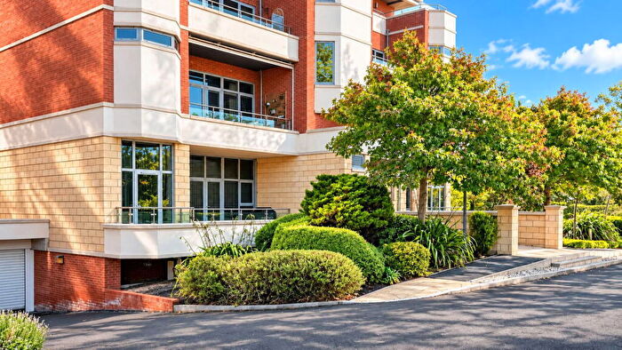 2 Bedroom Apartment For Sale In Royal Park, Grosvenor Road, Birkdale, Southport, PR8
