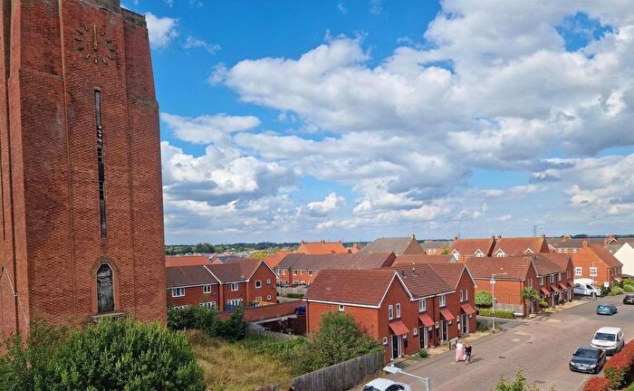 3 Bedroom Flat To Rent In Goldstraw Lane, Fernwood, Newark, NG24