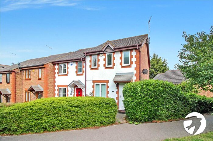 3 Bedroom End Of Terrace House To Rent In Rosebank Gardens, Northfleet, Gravesend, Kent, DA11