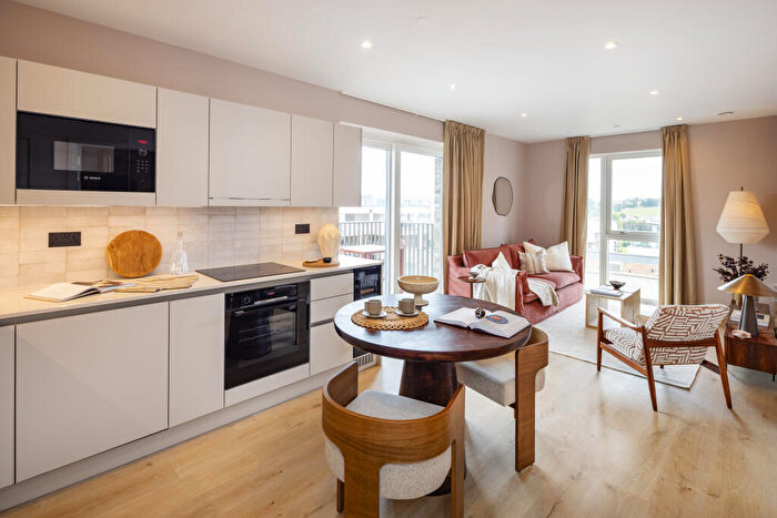 1 Bedroom Flat To Rent In The Draper, Draycote House, Colindale, NW9