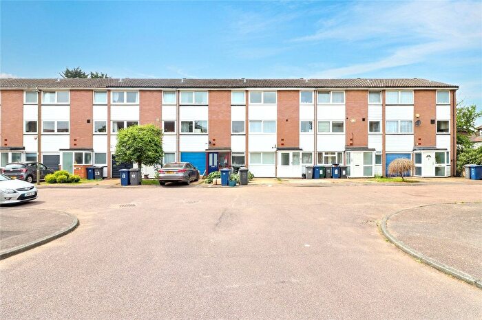 1 Bedroom Flat For Sale In Oxford Gardens, Whetstone, London, N20