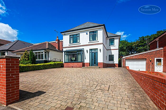 4 Bedroom Detached House For Sale In Wood Walk, Wombwell, Barnsley, S73