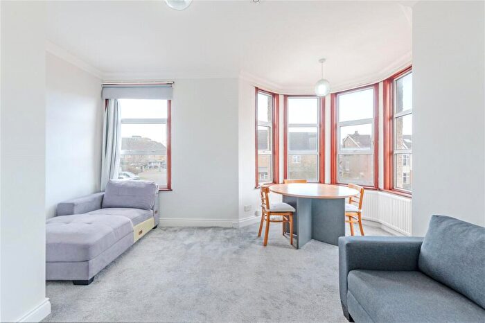 2 Bedroom Flat To Rent In Wrottesley Road, Harlesden, NW10