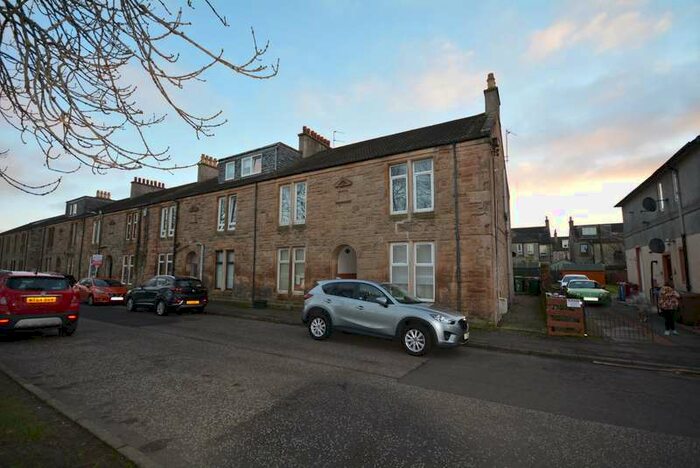 2 Bedroom Apartment To Rent In Grangeburn Road, Grangemouth, Stirlingshire, FK3