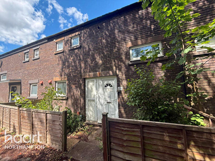 2 Bedroom Terraced House For Sale In Cissbury Road, Northampton, NN4