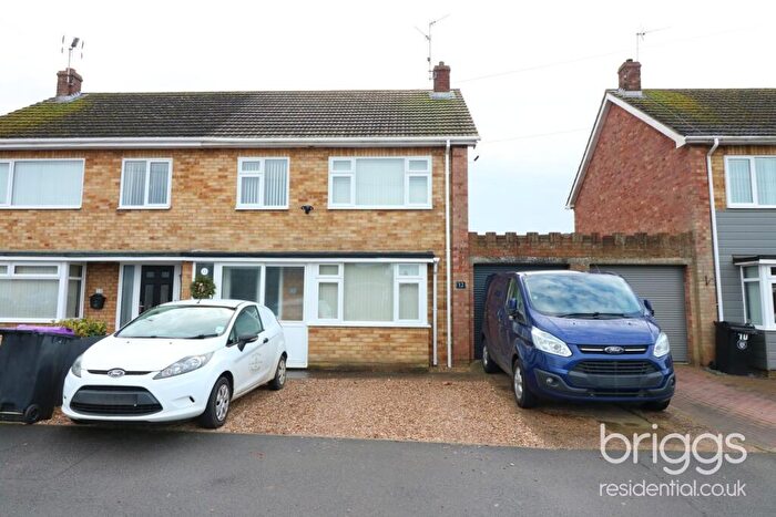 3 Bedroom Semi Detached House For Sale In The Parslins, Deeping St James, Market Deeping, PE6