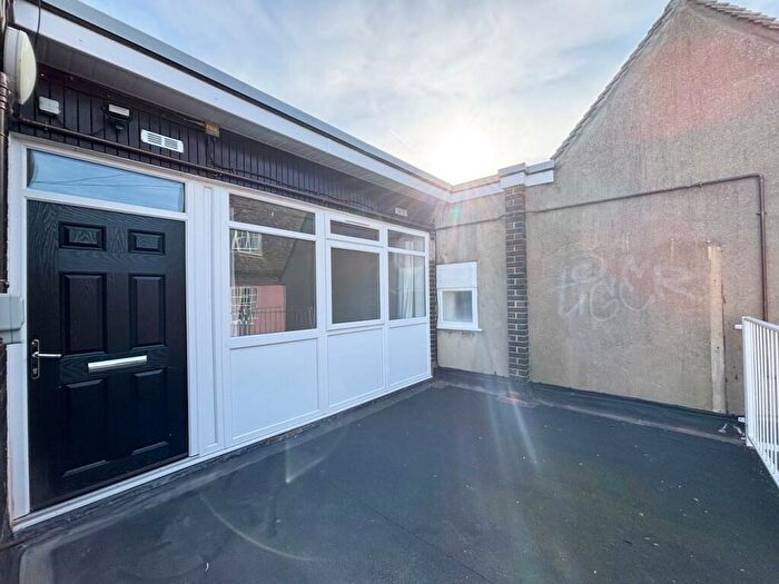 2 Bedroom Flat To Rent In Upper King Street, Royston, SG8