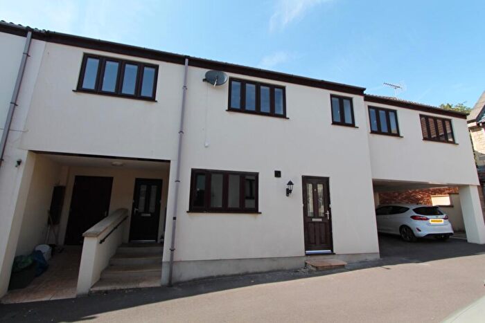 1 Bedroom Flat To Rent In High Street, Midsomer Norton, BA3