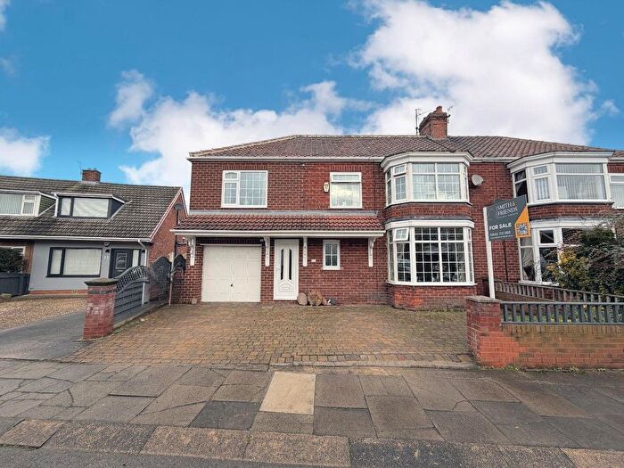 5 Bedroom Semi-Detached House For Sale In Wroxton Avenue, Middlesbrough, TS5