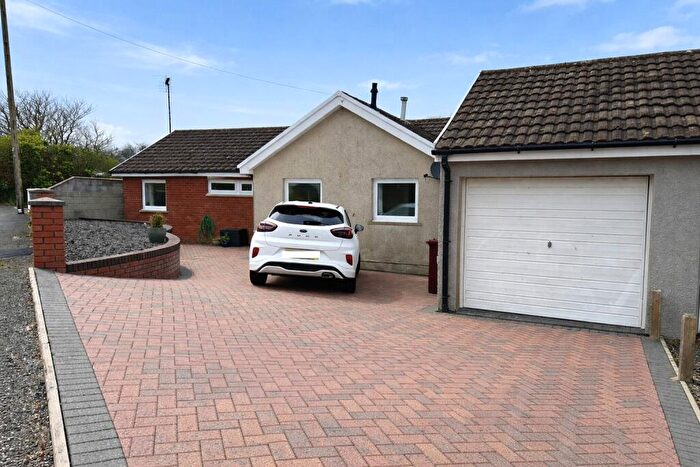 3 Bedroom Bungalow For Sale In Camuset Close, Milford Haven, Dyfed, SA73