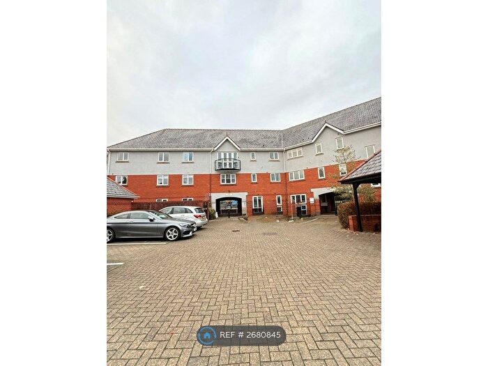 3 Bedroom Flat To Rent In Vancouver Quay, Salford, M50