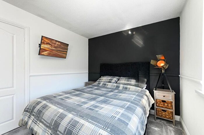 2 Bedroom Semi-Detached House For Sale In Beaconside, South Shields, NE34