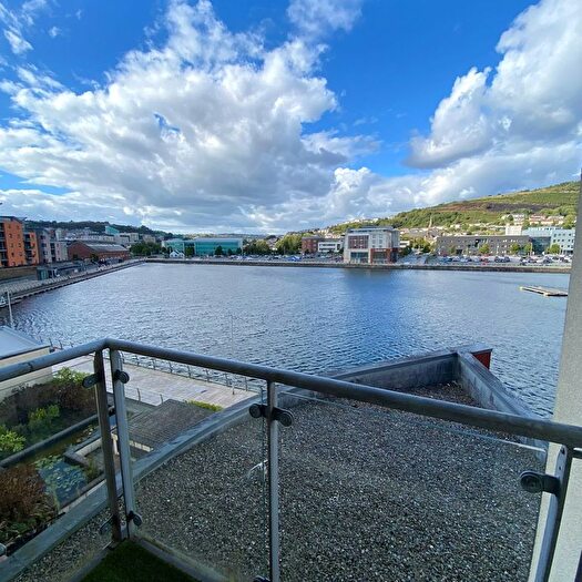 2 Bedroom Flat To Rent In Kings Road, Swansea, SA1