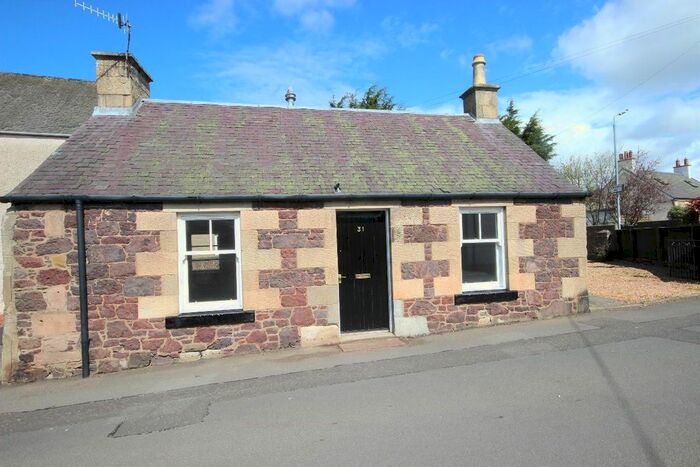 1 Bedroom Cottage To Rent In North Back Road, Biggar ML12