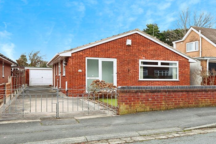 3 Bedroom Detached Bungalow For Sale In Douglas Drive, Freckleton, PR4