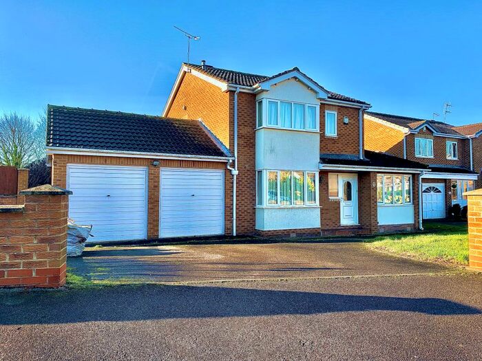 4 Bedroom House To Rent In Purbeck Drive, Compton Acres, NG2