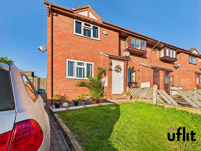 3 Bedroom Semi Detached House For Sale In Frederick Street, Catcliffe, Rotherham, S60