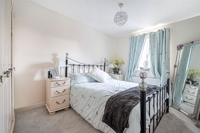 2 Bedroom Detached House For Sale In Anson Avenue, Calne, SN11