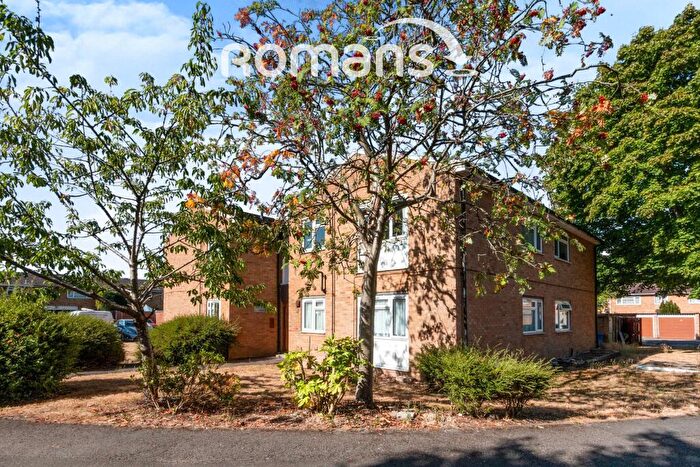 1 Bedroom Apartment To Rent In Oxford Road, GU47