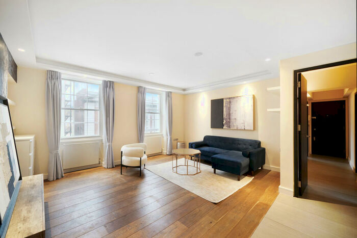 2 Bedroom Terraced House To Rent In Baker Street, Marylebone, NW1