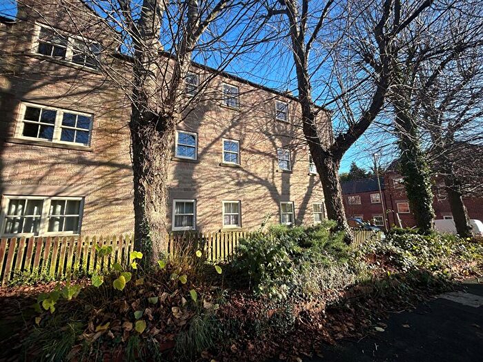 2 Bedroom Apartment For Sale In Jaeger Close, Belper, Derbyshire, DE56