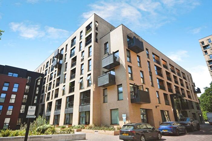1 Bedroom Flat For Sale In Burgess Springs, Chelmsford, Essex, CM1