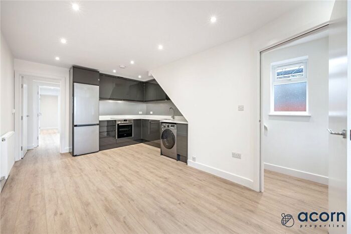 3 Bedroom End Of Terrace House To Rent In Eagle Drive, London, NW9