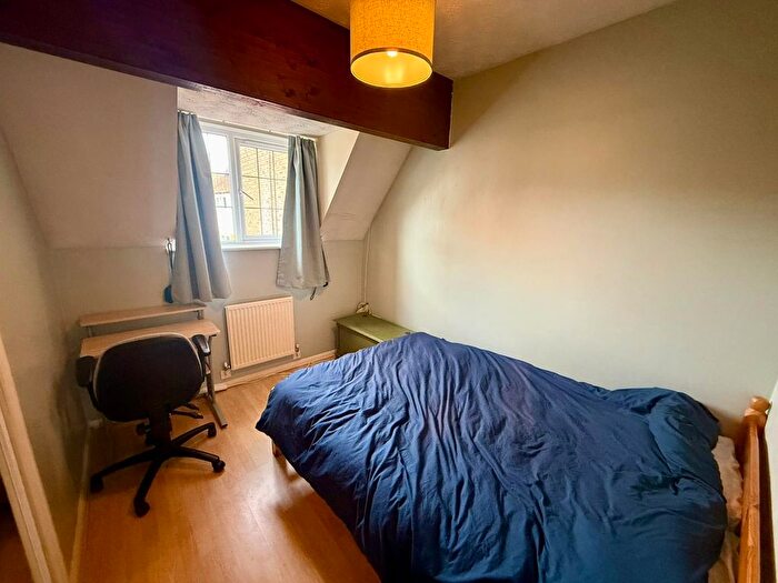 2 Bedroom End Of Terrace House To Rent In Purleigh Avenue, Worcester, WR4