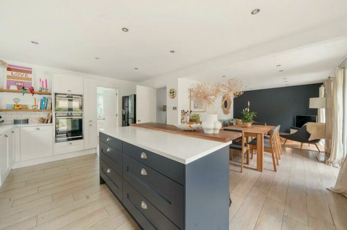 4 Bedroom Detached House For Sale In The Poplars, Billesdon, Leicestershire, LE7