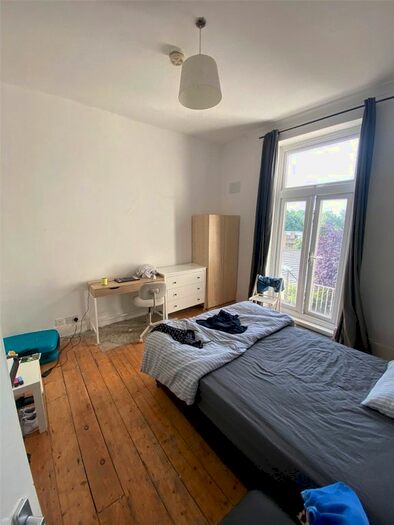 6 Bedroom Flat To Rent In Hazelville Road, Archway, London, N19
