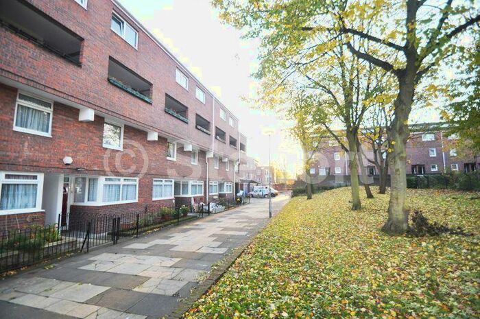 3 Bedroom Flat To Rent In Holland Walk, London, N19